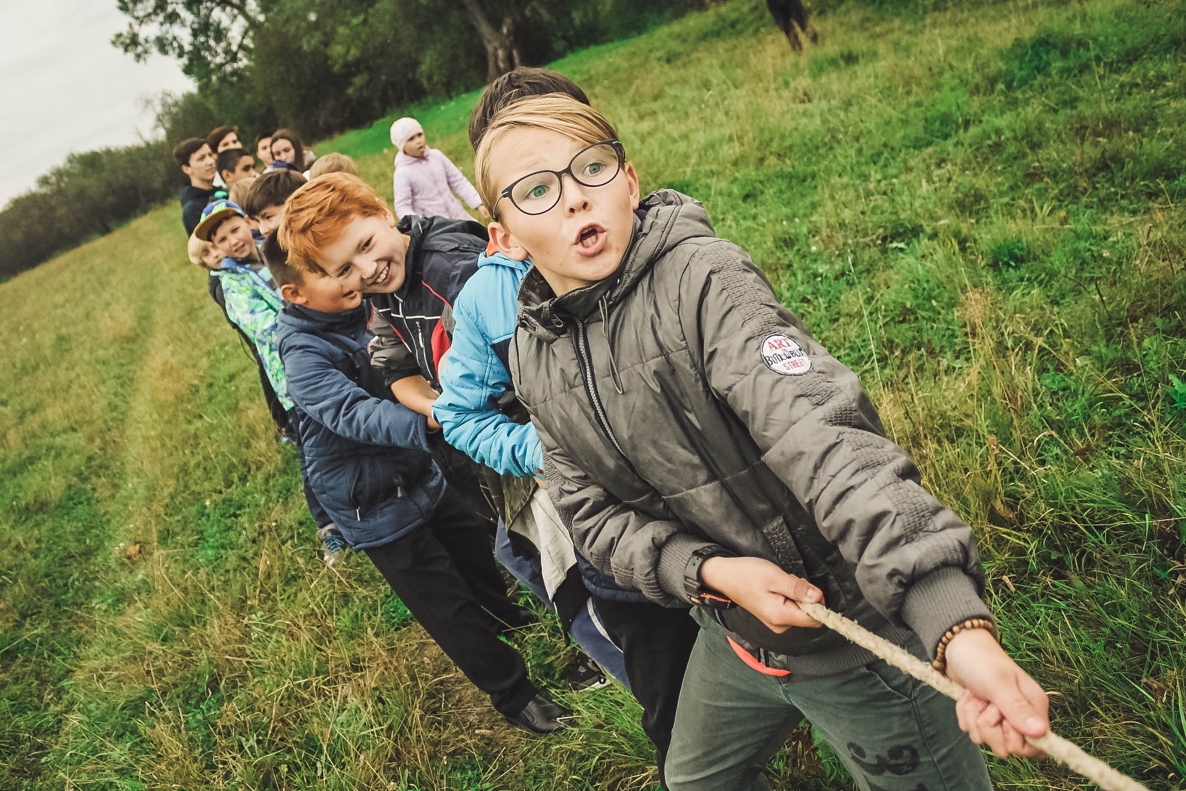 Kinder spielen in Zootzen
